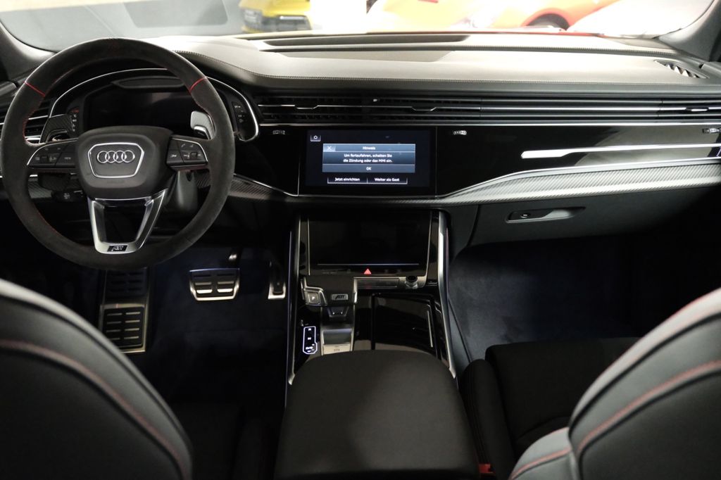 Audi RSQ8 2025