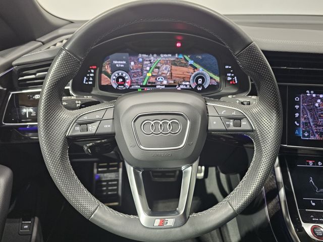Audi SQ8 2024