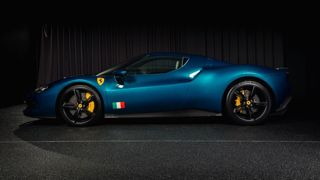 Ferrari 296 GTB 2023