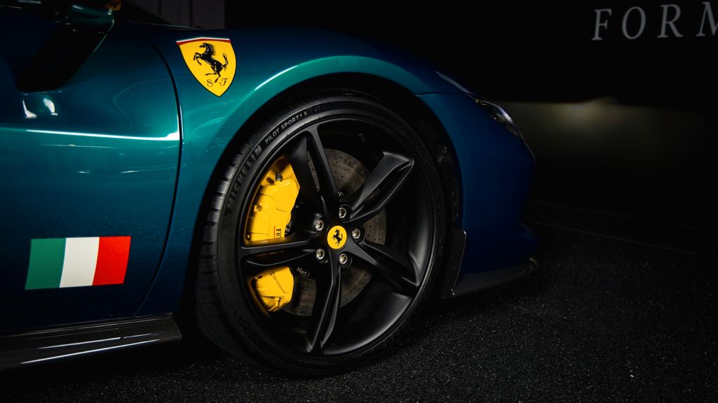 Ferrari 296 GTB 2023