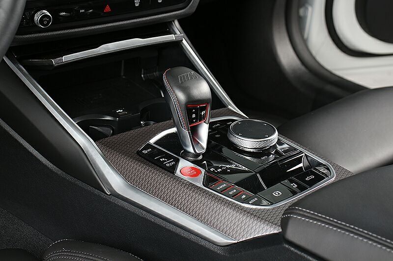 BMW M4 2025