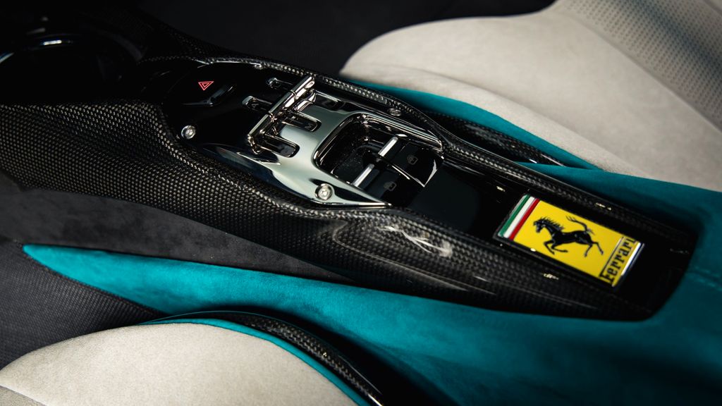 Ferrari 296 GTB 2023