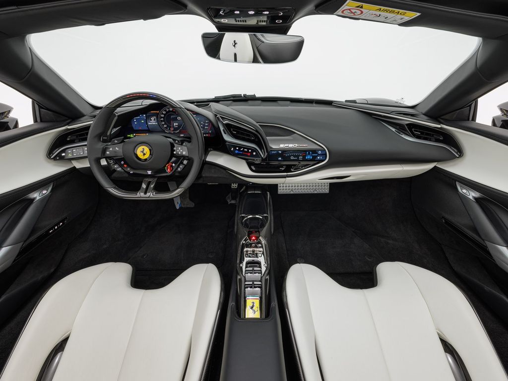 Ferrari SF90 2024
