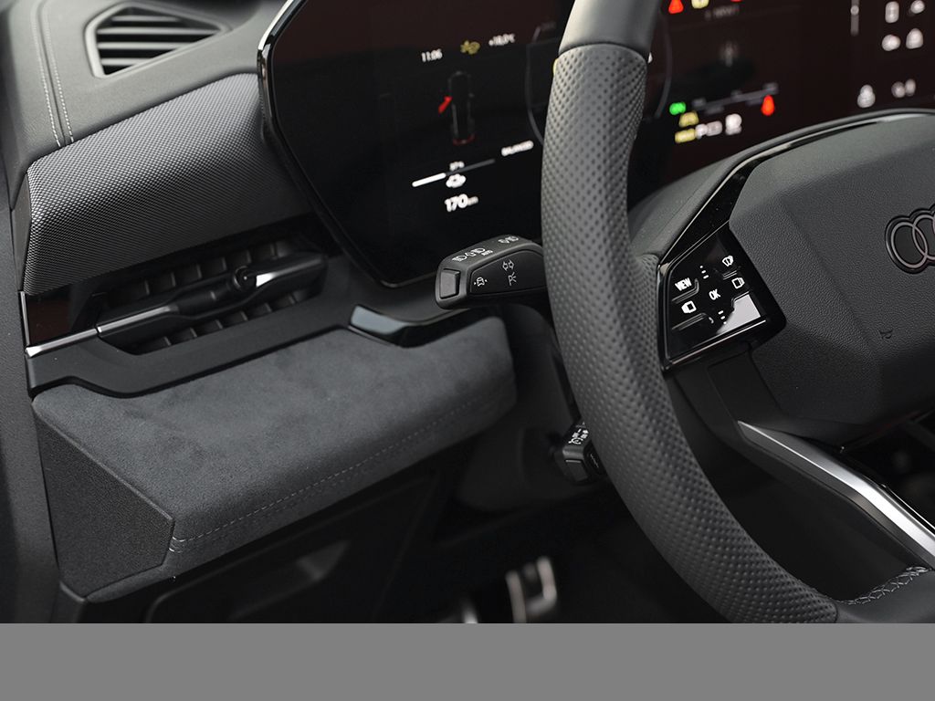 Audi e-tron 2025