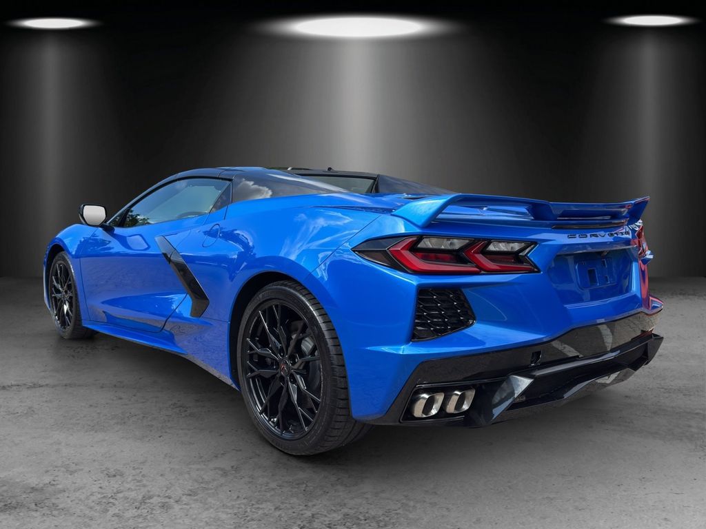 Corvette C8 2025