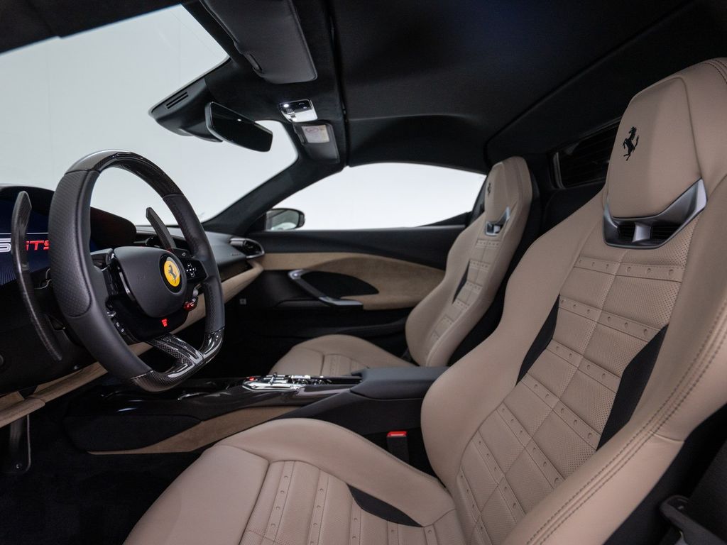 Ferrari 296 GTS 2024