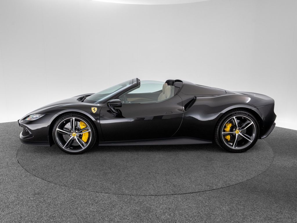 Ferrari 296 GTS 2024