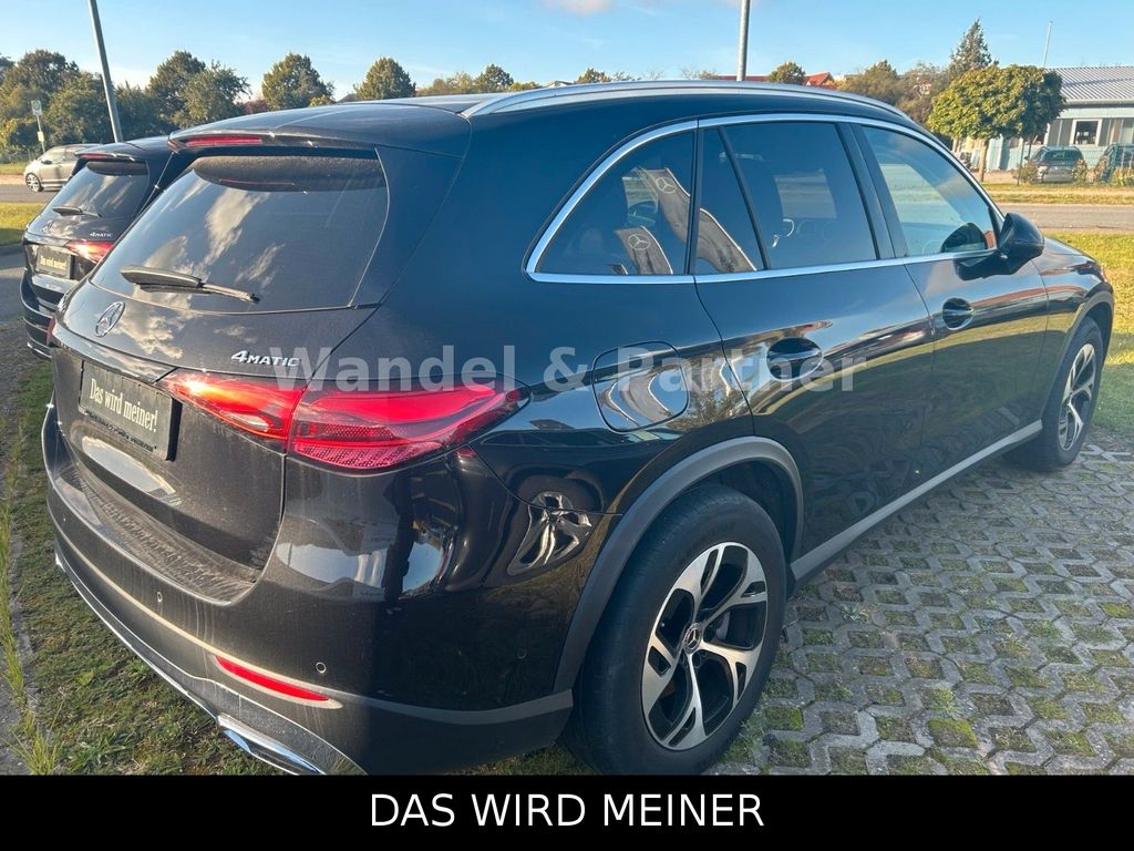 Mercedes-Benz GLC 300 2023