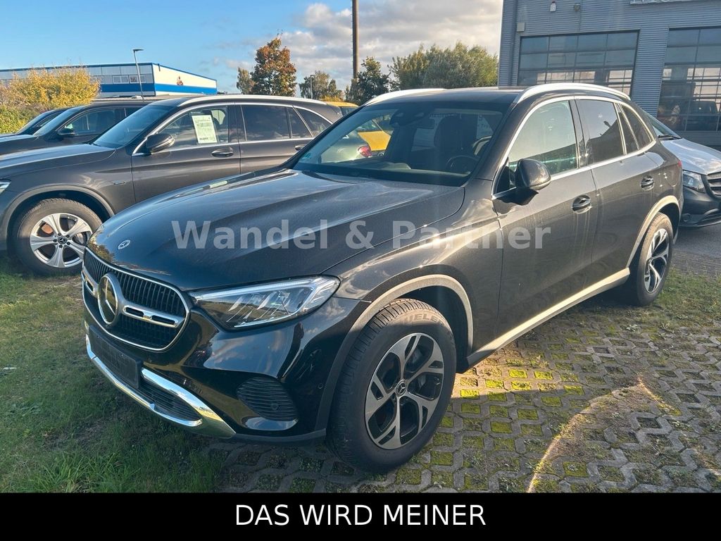 Mercedes-Benz GLC 300 2023