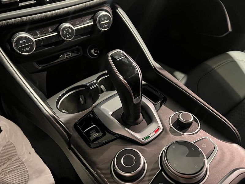 Alfa Romeo Giulia 2022