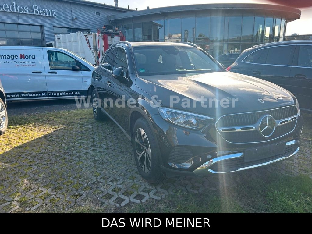 Mercedes-Benz GLC 300 2023