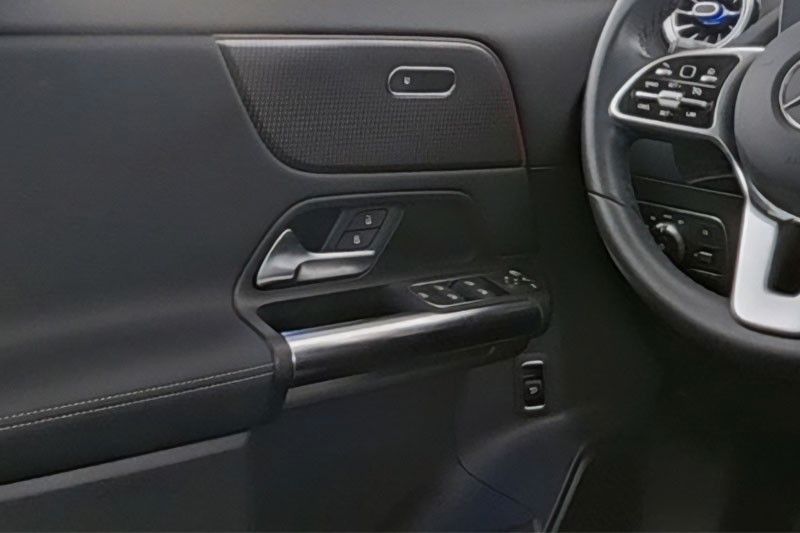 Mercedes-Benz EQA 2023