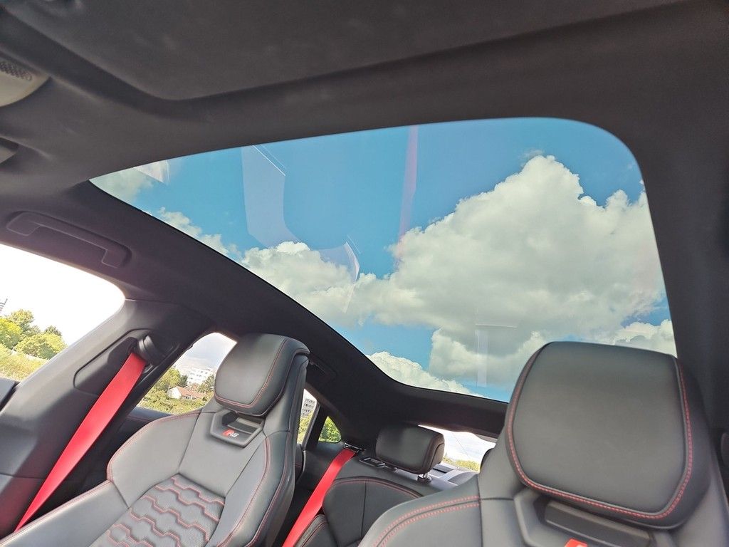 Audi RS e-tron GT 2024