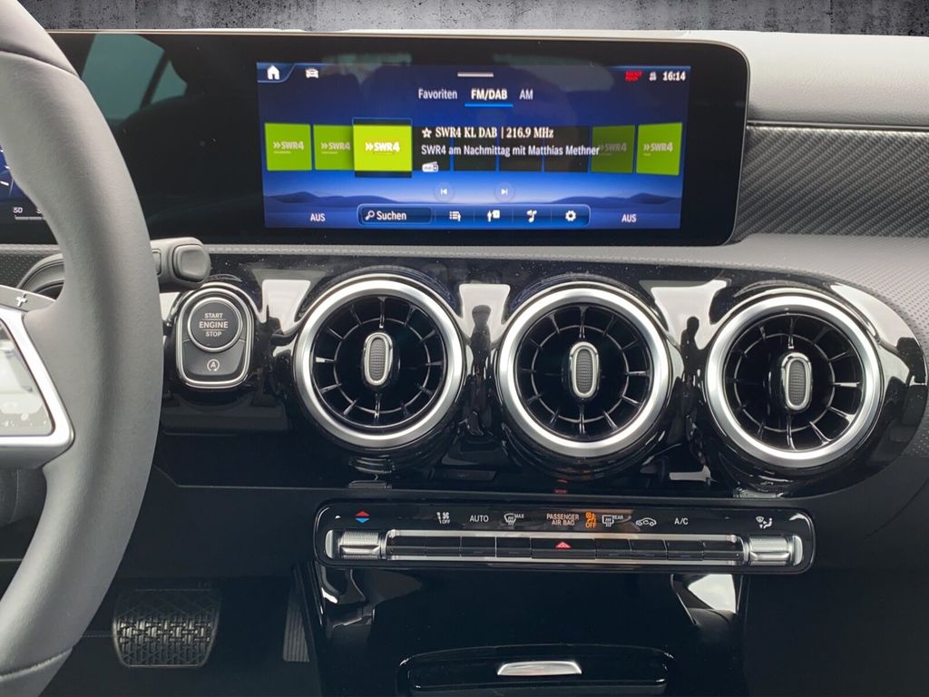 Mercedes-Benz A 200 2024