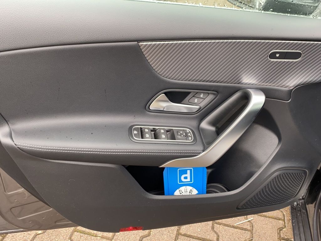 Mercedes-Benz A 200 2024