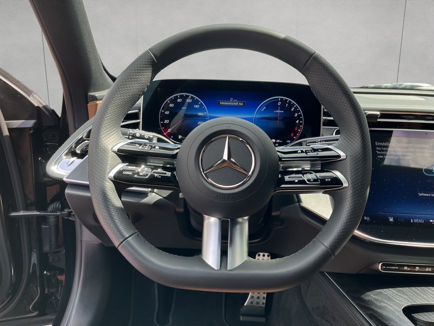 Mercedes-Benz E 300 2024
