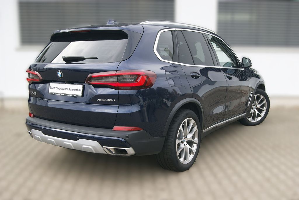 BMW X5 2021