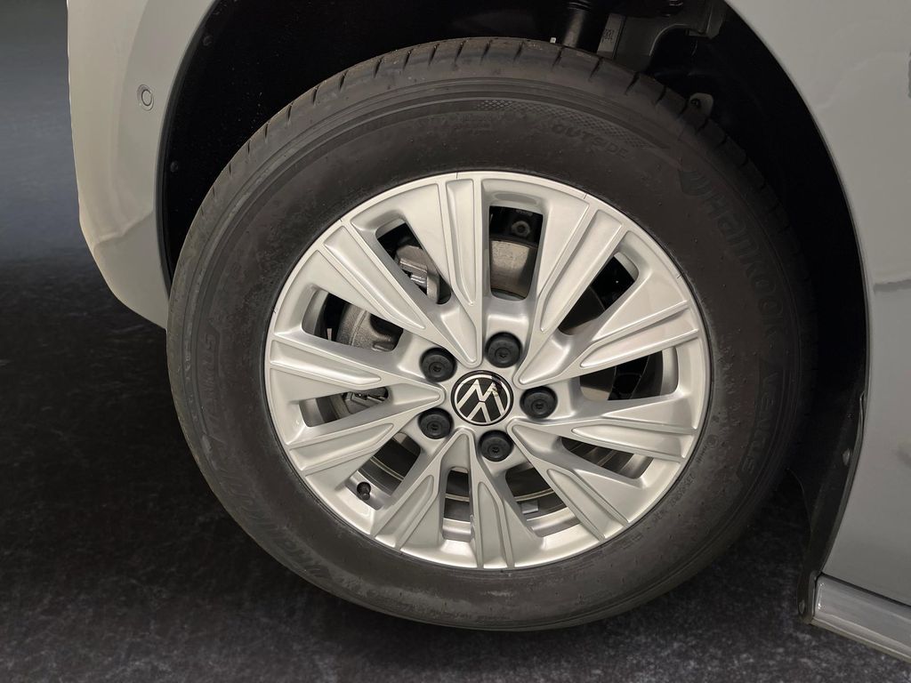 Volkswagen T7 California