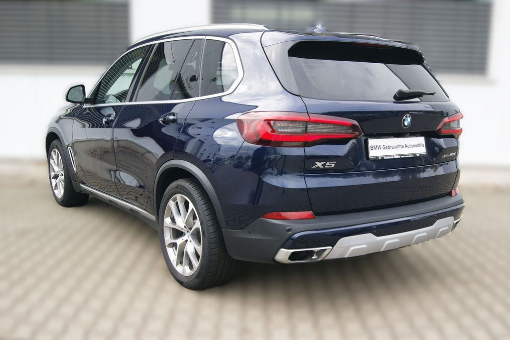 BMW X5 2021