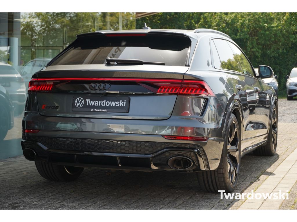 Audi RSQ8 2024