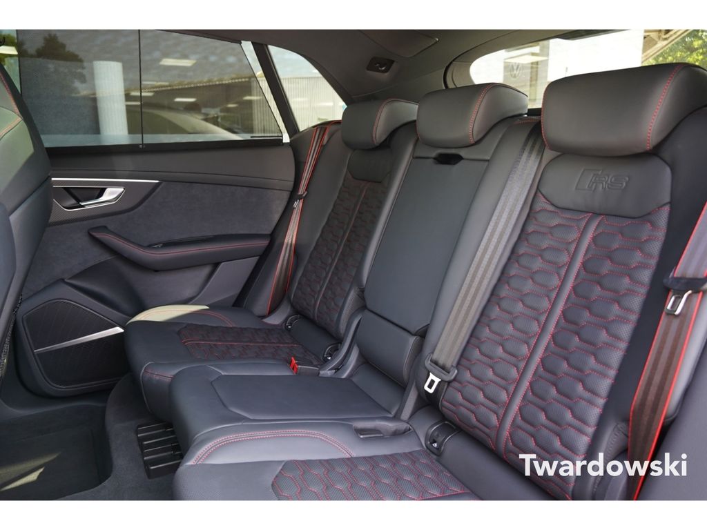 Audi RSQ8 2024
