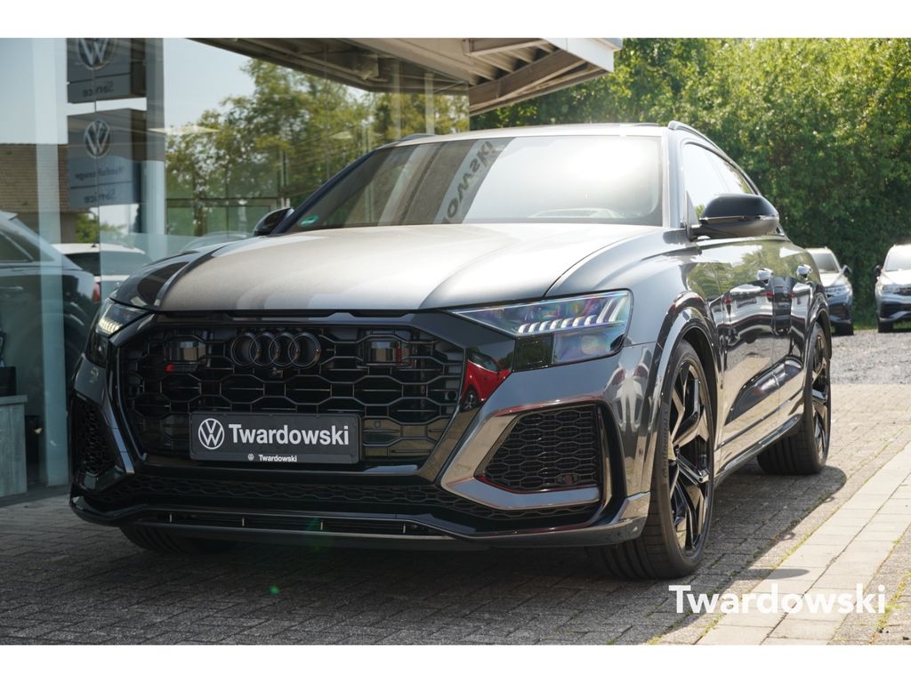 Audi RSQ8 2024