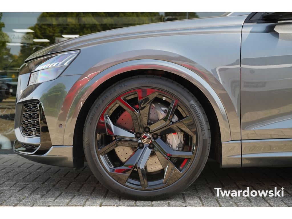 Audi RSQ8 2024