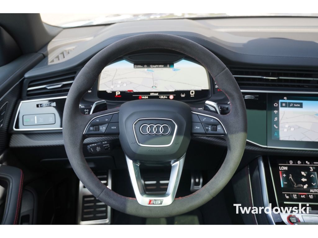 Audi RSQ8 2024