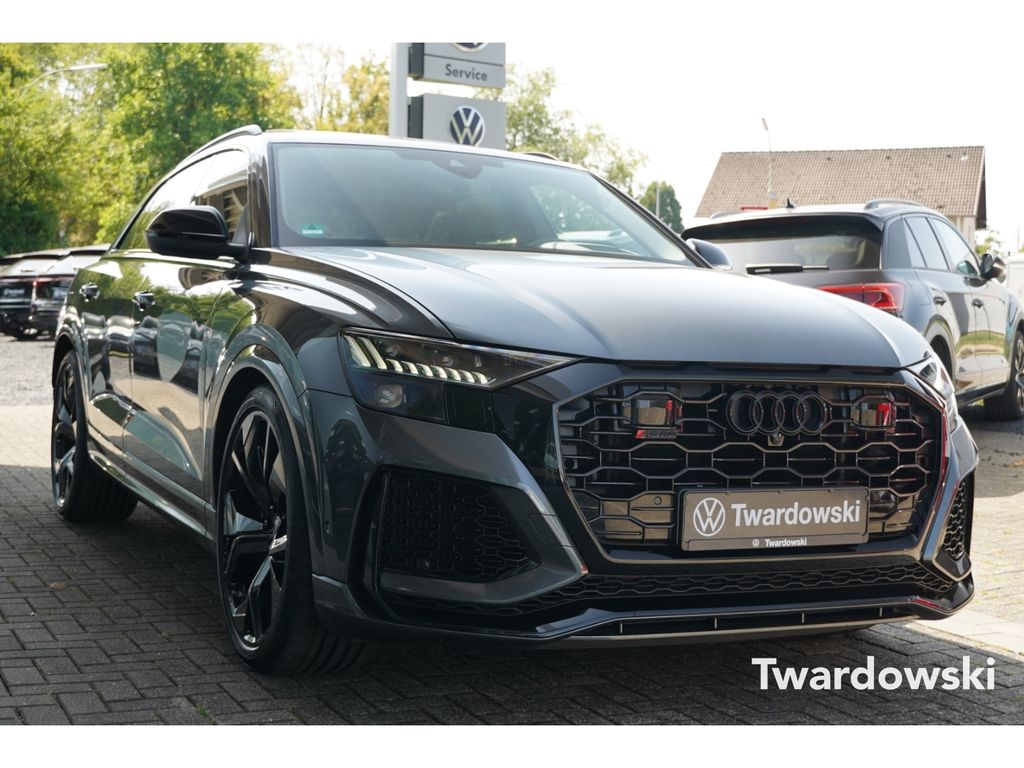 Audi RSQ8 2024