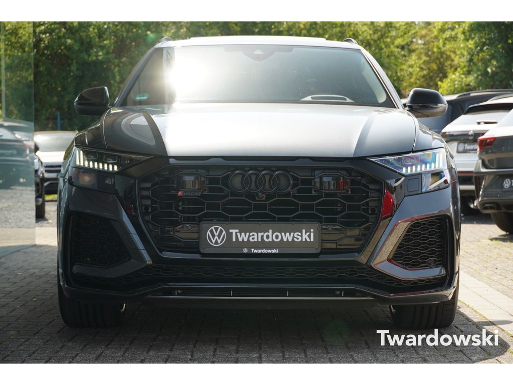 Audi RSQ8 2024