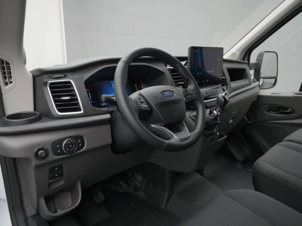 Ford Transit 2025