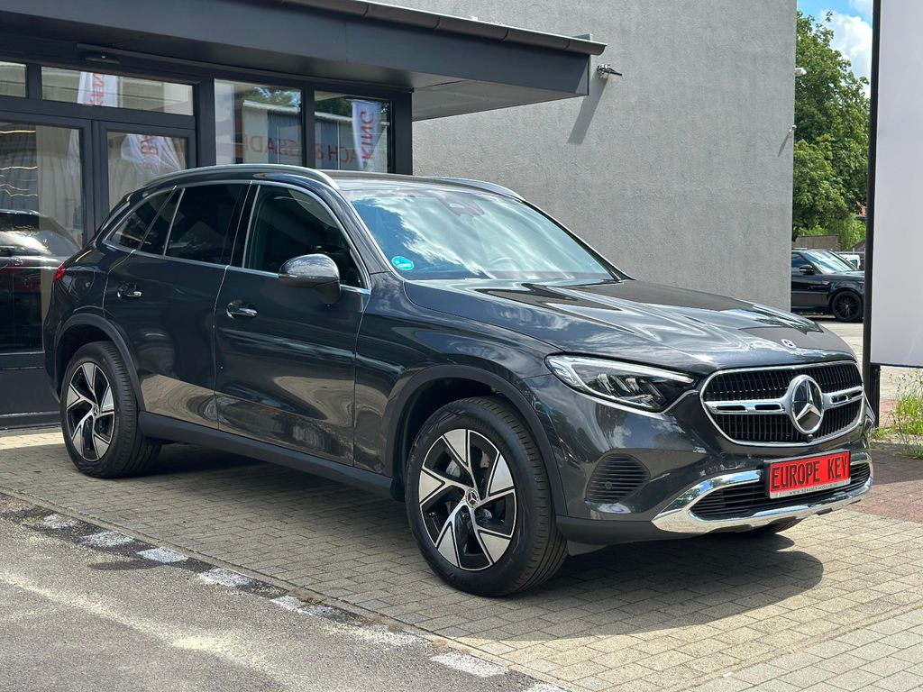 Mercedes-Benz GLC 400 2023