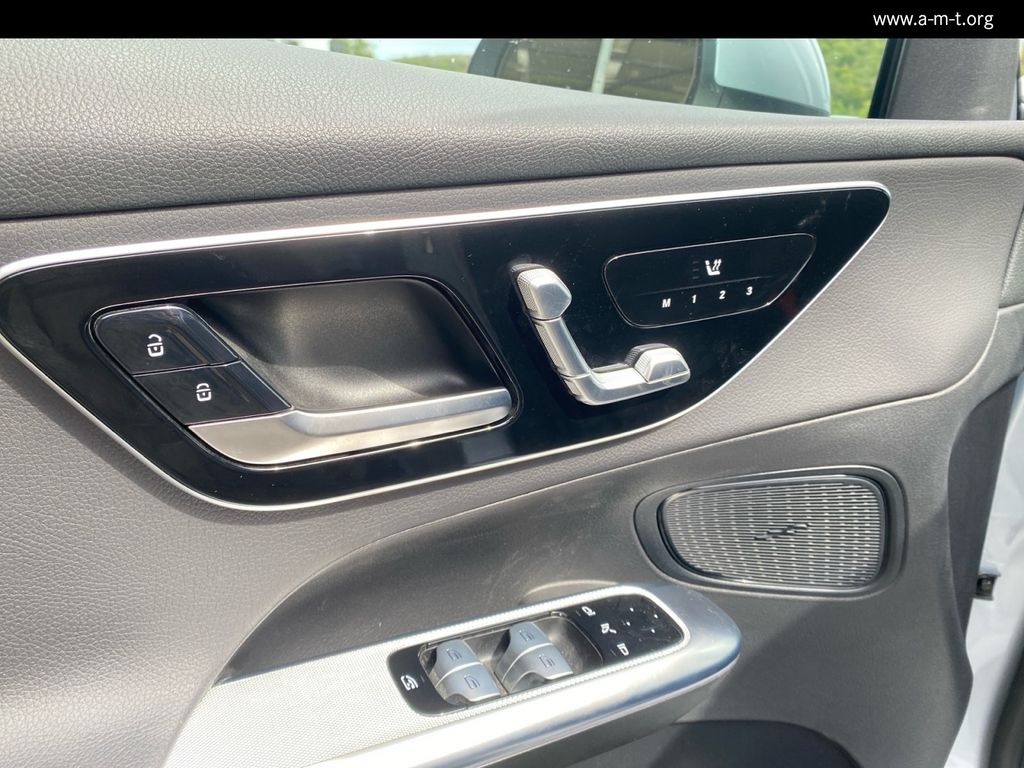 Mercedes-Benz GLC 300 2024