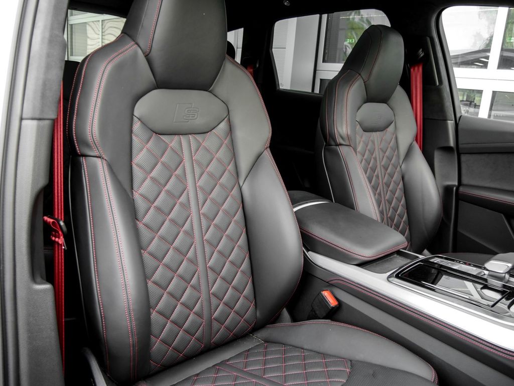 Audi SQ7 2025