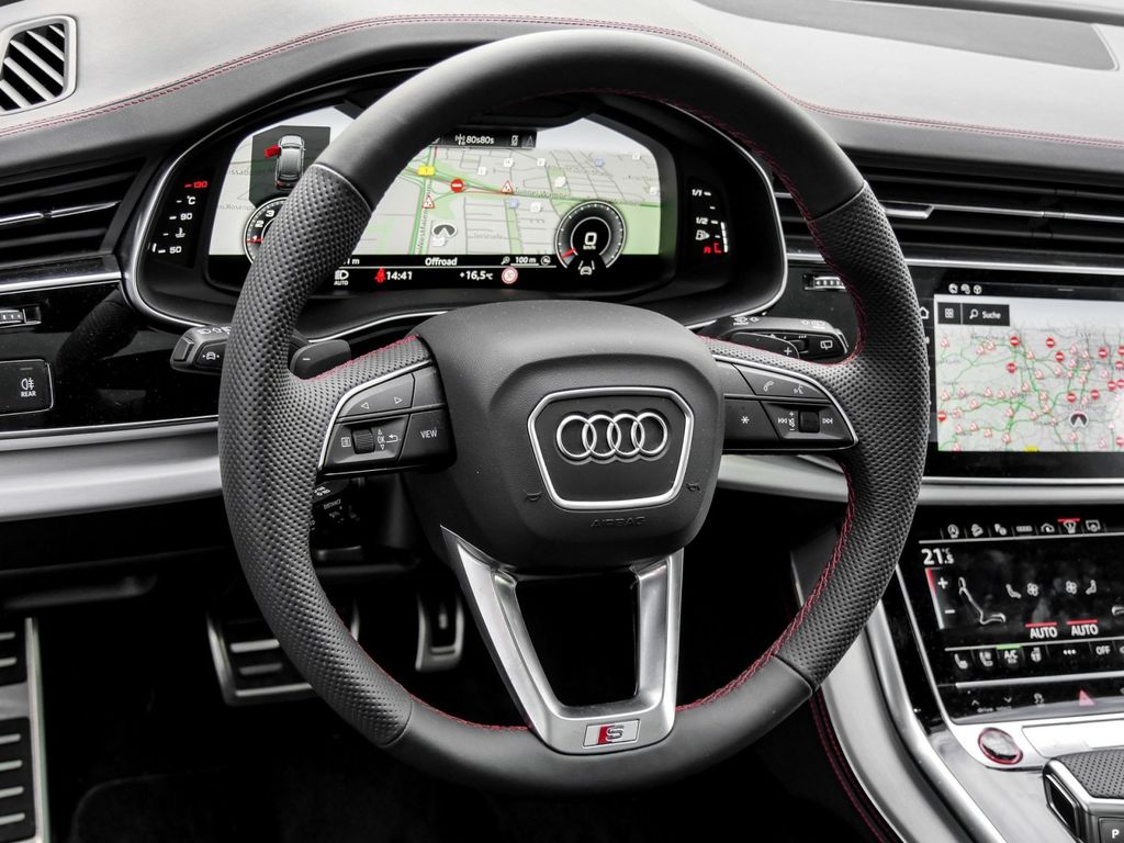 Audi SQ7 2025