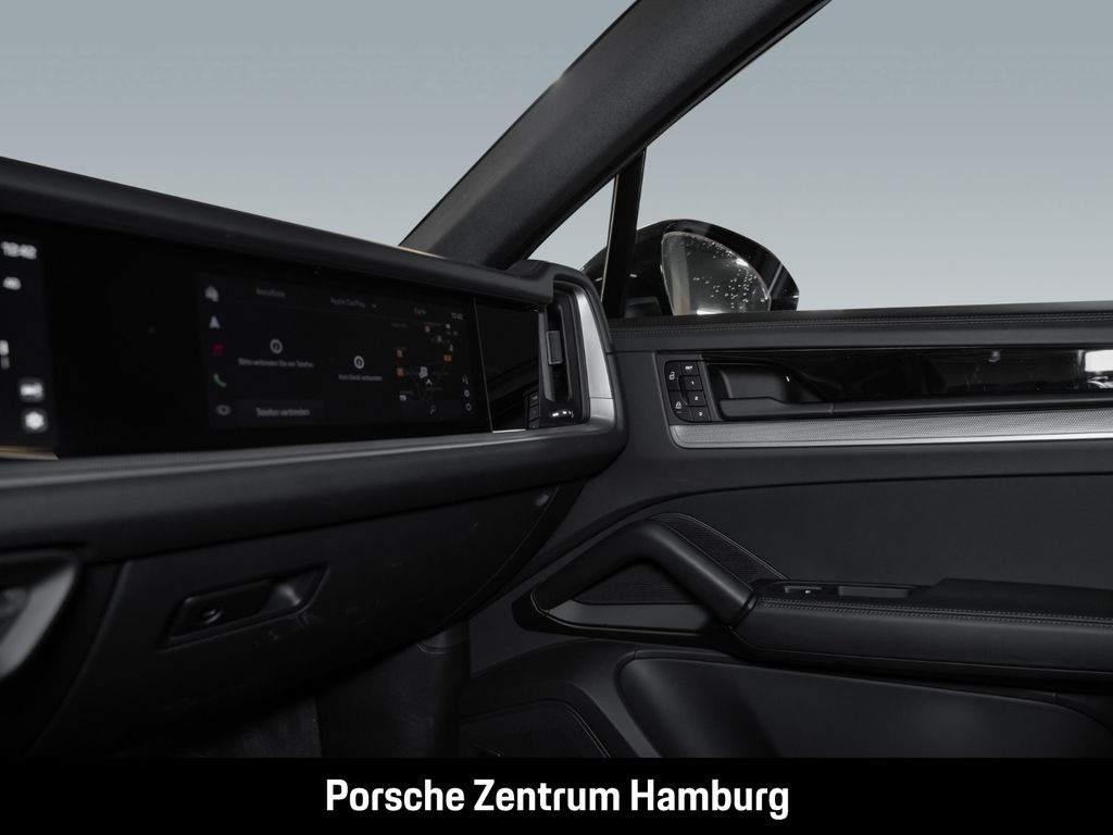 Porsche Cayenne 2025