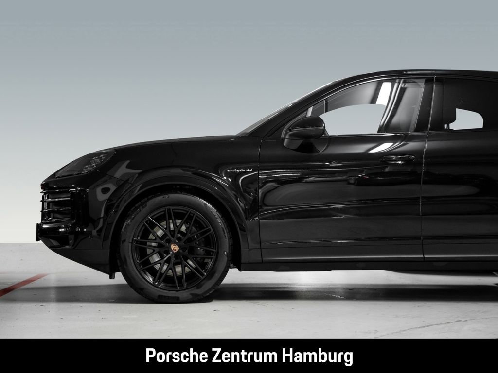 Porsche Cayenne 2025