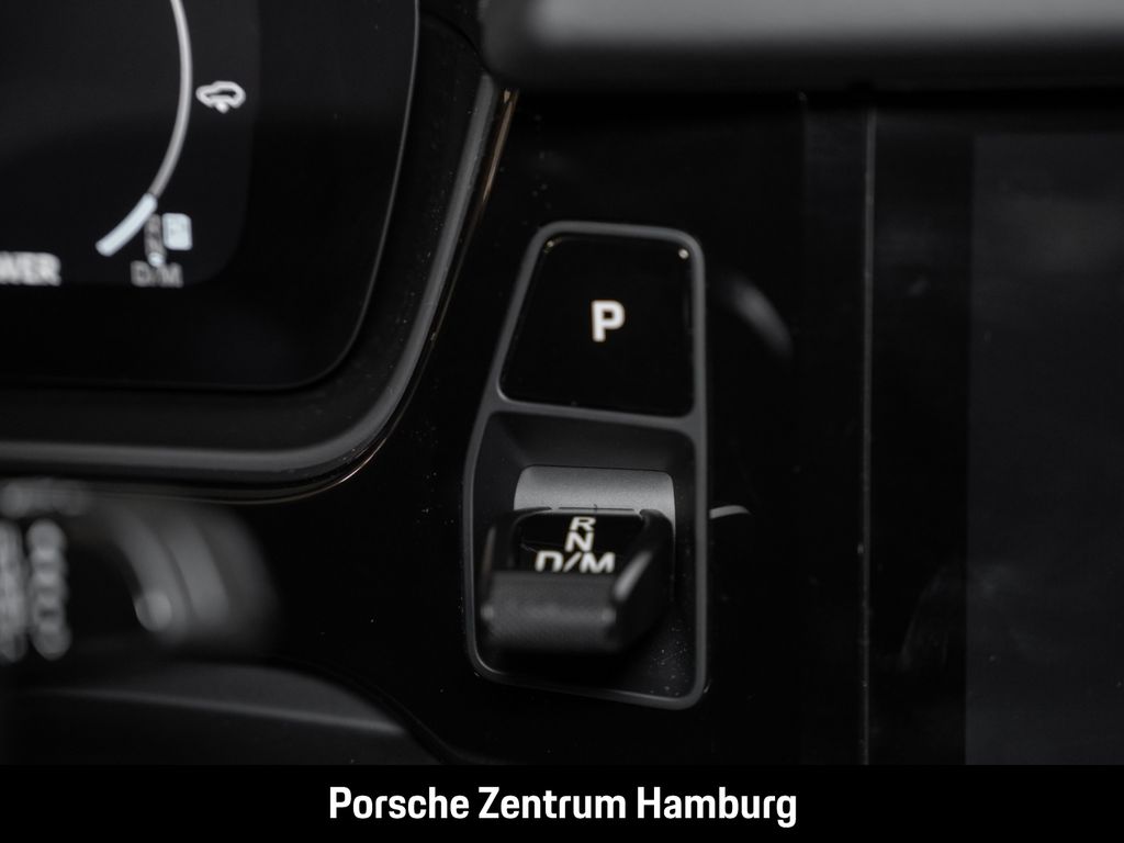 Porsche Cayenne 2025