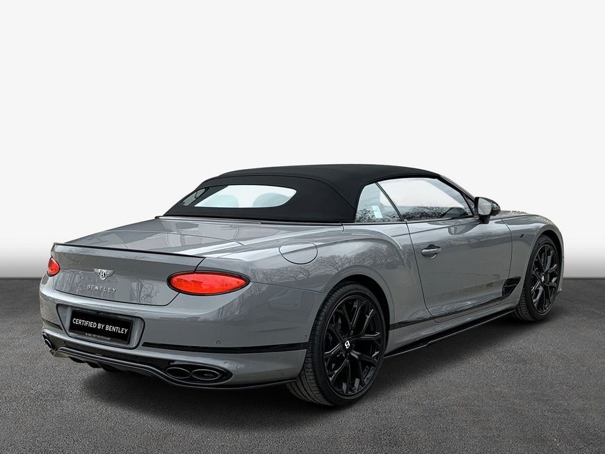 Bentley Continental GTC 2023