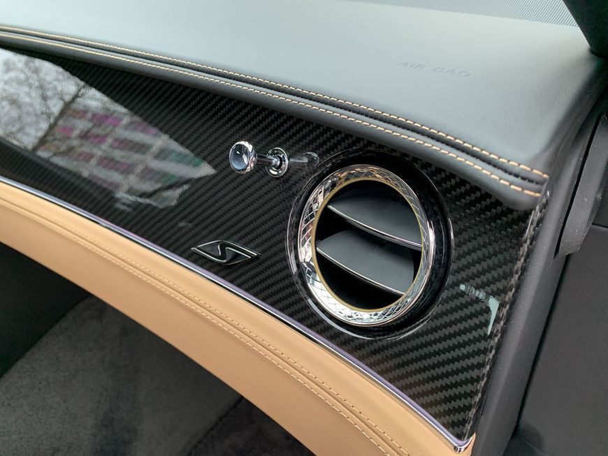 Bentley Continental GTC 2023