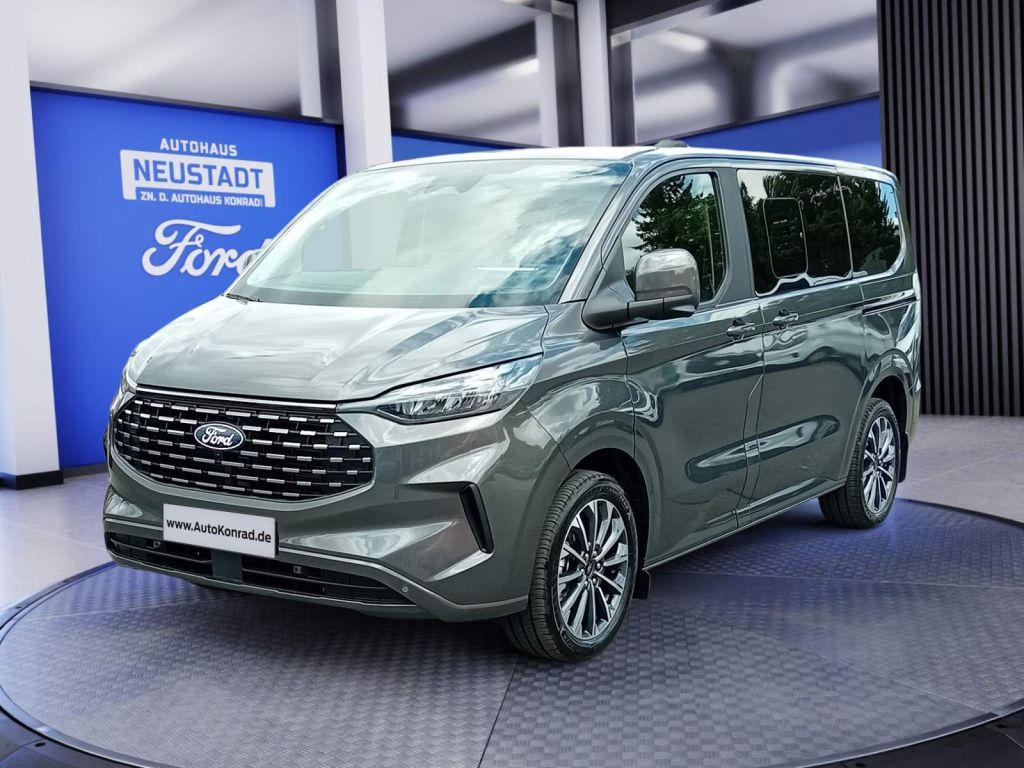 Ford Tourneo Custom 2025