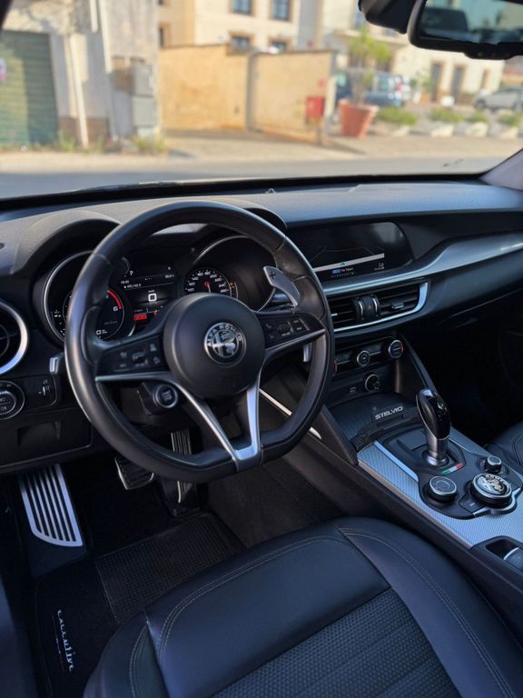 Alfa Romeo Stelvio 2019