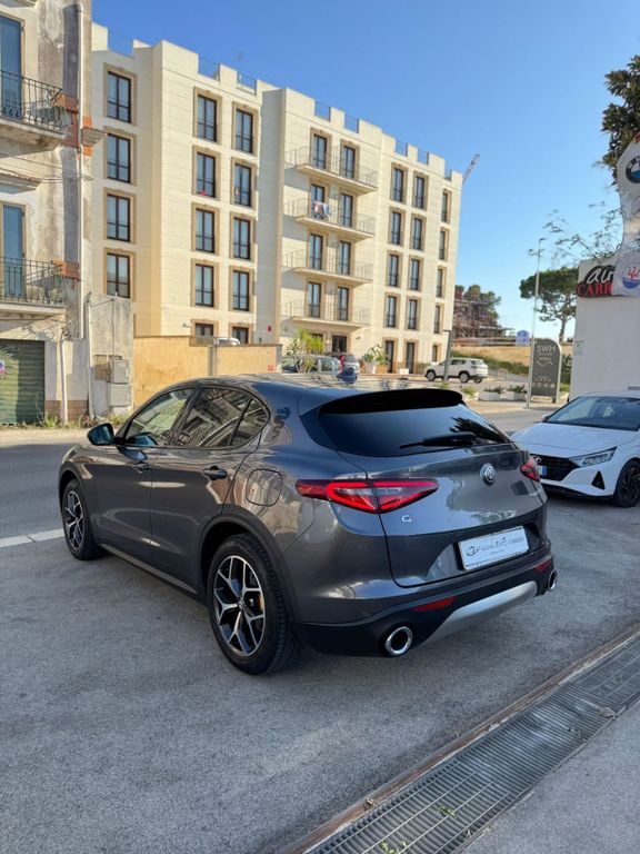 Alfa Romeo Stelvio 2019