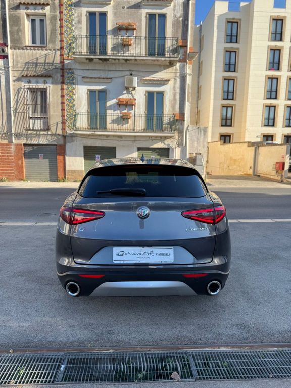 Alfa Romeo Stelvio 2019