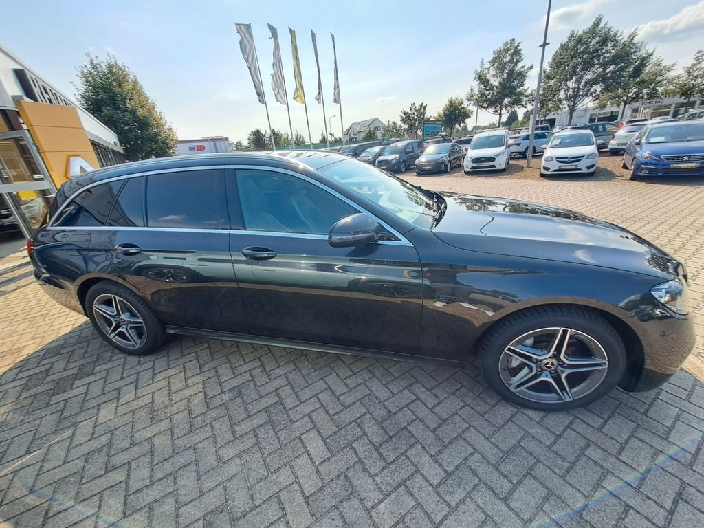 Mercedes-Benz E 300 2021