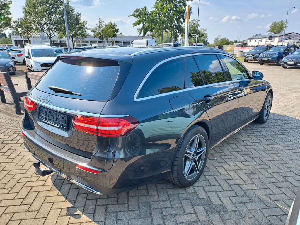 Mercedes-Benz E 300 2021