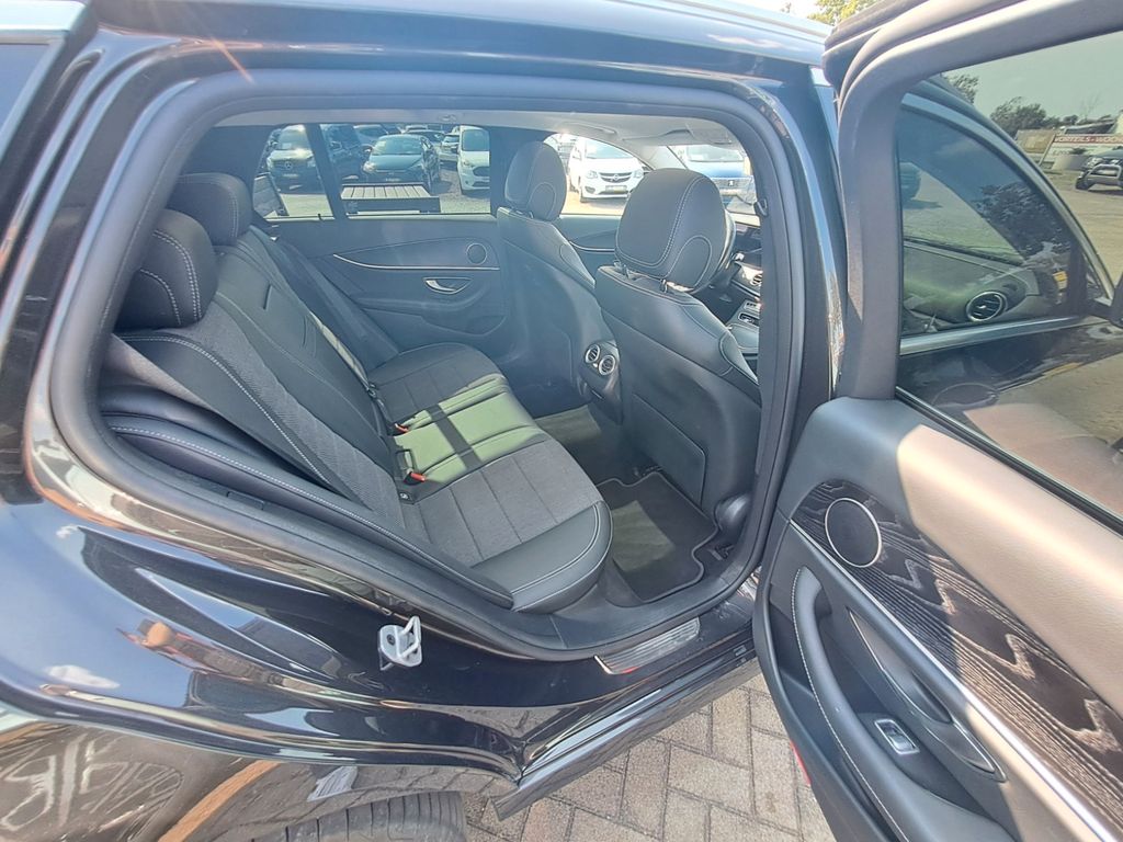 Mercedes-Benz E 300 2021