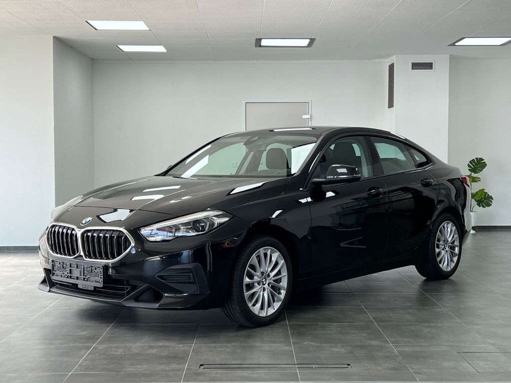 BMW 220 2021