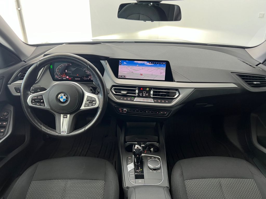 BMW 220 2021