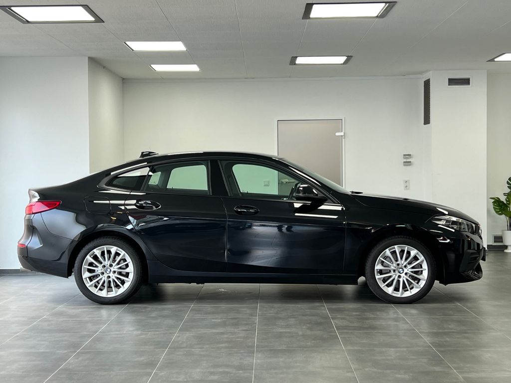 BMW 220 2021